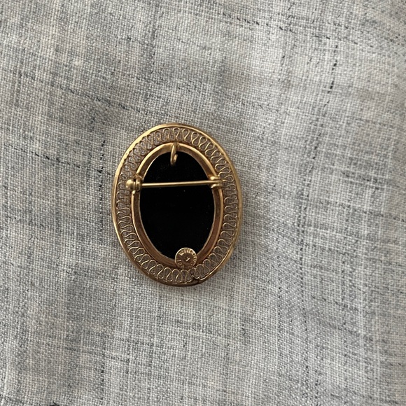 Vintage Winard black onyx 12K gold filled filigree brooch pendant - Picture 3 of 6